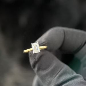 Anillo de Diamantes con Corte Esmeralda en Oro Amarillo de 14K, 1.00 Quilates, Color E, VVS2, Certificado IGI, Chapado en Rodio, Joyería para Regalo de Boda o Fiesta - Product Image 1