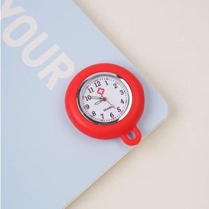 นาฬิกาควอตซ์ทรงกลมขนาด 40 มม. รุ่นใหม่ปี 2026 ขายส่งจากโรงงาน สายยางกันน้ำ แฟชั่นสำหรับนักเรียน นาฬิกาพกแบบด้วง - Product Image 4