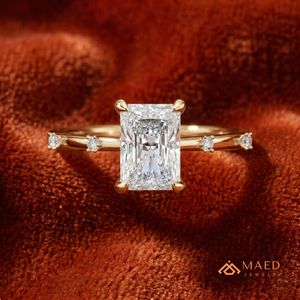แหวนหมั้นเพชรโมอิสซาไนต์ทรงเรเดียนท์เคลือบทอง 18K เครื่องประดับเจ้าสาวสำหรับผู้หญิง สหรูหราแบบอเมริกัน - Product Image 5
