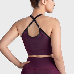 Soutiens-gorge de sport respirants et personnalisables pour femmes, avec bretelles réglables et logo frontal, idéaux pour le yoga, la gym et la course à pied - Product Image 3