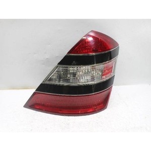 ไฟท้ายขวามือสองสำหรับรถ S-class รุ่น A2218200464 - Product Image 1