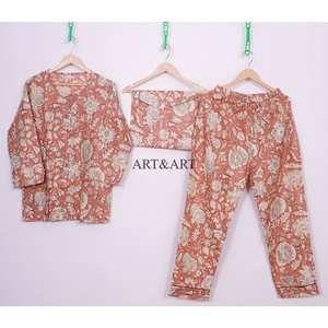 Conjunto de Pijama de 3 Piezas para Mujer, 100% Algodón Ecológico, Elegante y Modesto, con Estampado Floral, Transpirable, Cómodo y Suave, Diseño Sólido - Product Image 1