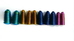 Tornillo de Fijación por Interferencia sin Cabeza de Titanio de Alta Calidad para Procedimientos de Reconstrucción de LCA y LCP de Rodilla - Product Image 4