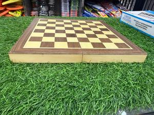 Elegante Tablero de Ajedrez de Madera - Ligero y Duradero, Tamaño Personalizado, Multifuncional para Juegos en Interiores/Exteriores y Entretenimiento Deportivo - Product Image 4