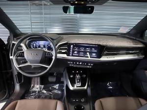 Auto Usado Confiable, <span class=keywords><strong>Audi</strong></span> <span class=keywords><strong>Q4</strong></span> e-tron Premium Plus 2024, SUV 4x4 con 55 - Product Image 4