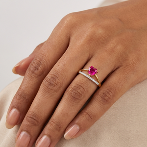 Anillo de Oro Amarillo con Diamante Natural de 0.07 Quilates, Color H I, Corte Brillante Redondo, Diseño de Joyería Fina, Elegante y Clásico - Product Image 1