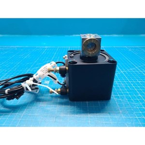 Lam Research 2300v2 Frame P/M Cylinder1 มือสอง สภาพเดิม อะไหล่อุปกรณ์เซมิคอนดักเตอร์ยี่ห้อ Legacy - Product Image 1