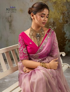 Sari indien tendance, magnifiquement conçu, en soie douce avec broderie et pierres, idéal pour les fêtes et les mariages - Product Image 3