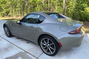 Auto Usado Económico y en Buen Estado, Mazda MX-5 Miata RF Grand Touring Convertible 2023, Autos Usados Listos para Enviar - Product Image 4