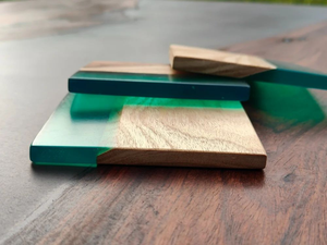 Sous-verres en bois et résine époxy faits à la main, écologiques, avec logo personnalisé - FAIZA CRAFT, ronds, art et objets de collection - Product Image 4