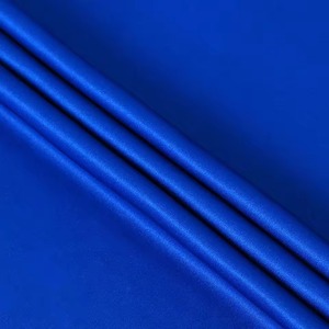 Conjunto de Camiseta de Fútbol Azul para Hombre con Pantalones Cortos, Poliéster que Absorbe la Humedad, Cuello en V, Manga Corta, Estampado Sublimado, Corte Regular, Uniforme para Adultos - Product Image 3
