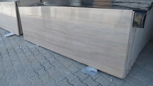 Dalles de granit gris teck les plus vendues avec finition naturelle pour cuisines, salles de bain et hôtels de luxe, disponibles à la vente - Product Image 3