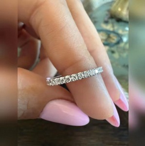 Anillo de lujo con diamante cultivado en laboratorio de corte redondo para mujer, plata 925, regalo de compromiso y boda con certificación IGI SGL, piedra de 1.2 quilates - Product Image 2