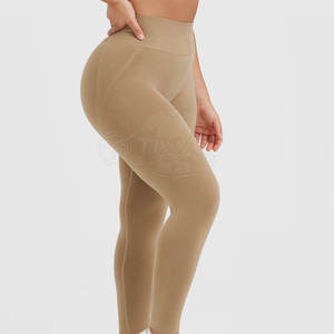 Leggings classiques pour femmes, coupe slim, tissu flexible avec une sensation douce pour un confort tout au long de la journée lors des entraînements - Product Image 4