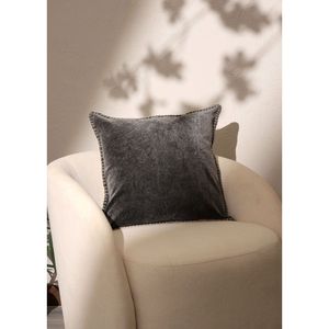 Cuscino Decorativo in Velluto di Cotone Stonewashed 19X19 con Bordi Cuciti a Mano - Product Image 6