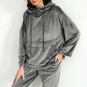 Conjunto Deportivo de Felpa Gris para Mujer, Sudadera con Capucha, Pantalones Deportivos, Atuendo Informal de Invierno, Manga Larga, Corte Holgado, Color Sólido, Transpirable - Product Image 3