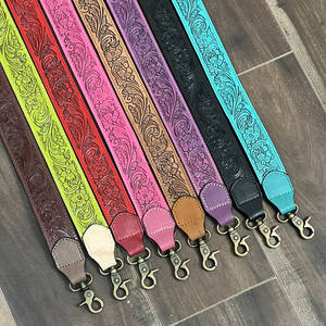 Nouvelle Collection 2026 : Sangle de Remplacement et Accessoires pour Appareil Photo en Cuir Véritable Rouge, Faits Main, Gravés, Robustes et Durables - Product Image 2