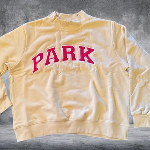 Sudadera de invierno gruesa y extragrande para mujer Parke con cuello simulado y hombros caídos, bordado de letras de chenilla personalizado, algodón OEM - Product Image 1