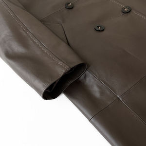 Manteau long en cuir d'agneau véritable 2026, dernières tendances, pour femme, couleurs personnalisables, imperméable, chaud, hiver, élégant, boutons en corne - Product Image 3