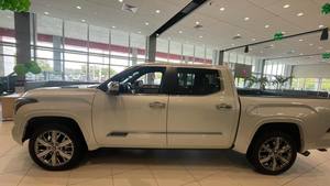 premium CrewMax pickup truck – Capstone-style full-size truck - Product Image 1