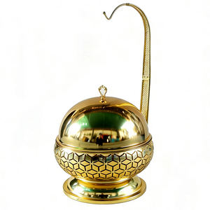 ถาดอุ่นอาหารทรงกลมสีขาวทองหรูหรา พร้อมขาตั้งทรงเสาแนวตั้งตกแต่งอย่างประณีต สำหรับบุฟเฟ่ต์งานแต่งงาน - Product Image 1