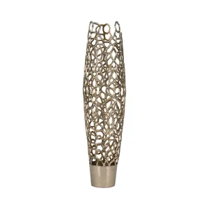 Grand vase de sol ajouré doré avec motif abstrait découpé, accent sculptural pour salons, entrées et décoration intérieure moderne - Product Image 3