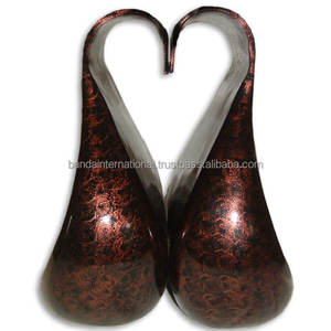 Urnas de cremación de compañero de latón clásico con diseño de revestimiento y urnas de cremación de compañero funerario de metal con acabado dorado - Product Image 4