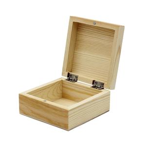 Boîte à bijoux pour filles de qualité standard, fabriquée à la main, produit en bois, boîte en résine époxy et en bois de luxe, best-seller - Product Image 3