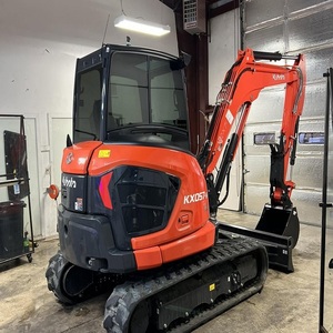 Mini-excavatrice Kubota KX057-5 haut de gamme à vendre, avec une forte puissance de creusement, une conception durable et un fonctionnement efficace pour les travaux lourds. - Product Image 2