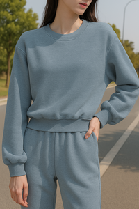 เสื้อสเวตเชิ้ตคอกลมสีเขียวมะกอก แขนยาวทรงโอเวอร์ไซส์ ผ้าถักเนื้อฝ้าย ใส่ได้ทั้งชายและหญิง สไตล์ลำลอง เหมาะสำหรับใส่ในช่วงฤดูใบไม้ร่วง - Product Image 2