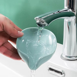 Professional Super New Leaf Shape Soap Box <b>Drain</b> Soap Holder Box <b>Bathroom</b> Accessories Toilet Laundry Soap Box Bat Good Quality - Product Image 5