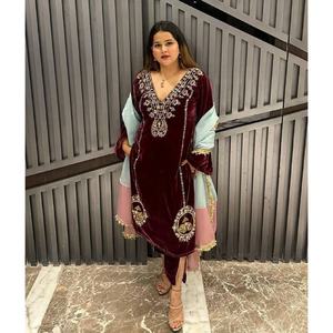 Nouveauté FATEMA FASHION Designer Salwar Kameez long pour femmes indiennes, confortable, en velours marron, avec broderie de sequins, pour mariage - Product Image 1