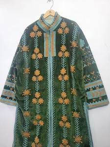 Abrigo Largo de Terciopelo con Bordado Floral, 100% Algodón, con Cierre de Cordón, Transpirable y Suave, Chaqueta Suzani - Product Image 3