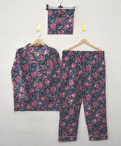 Conjunto de pijama de algodón con estampado de flores rosas Sanganeri, ropa de dormir suave de secado rápido, ropa de dormir india de algodón, conjunto de loungewear para mujer - Product Image 1