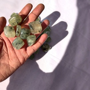 Piedras de Prehnita Pulidas de Alta Calidad de Cambay Art, Cristal Natural de Gujarat para Feng Shui, Decoración del Hogar y Sanación Energética - Product Image 6
