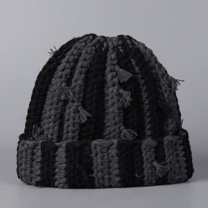 Gorros de Invierno de Punto Grueso con Diseño de Calavera Desgastada para Mujer al por Mayor, Gorros Hip Hop con Etiqueta Personalizada y Colorida para Streetwear - Product Image 3