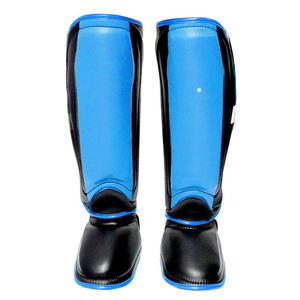 Protections de tibia en cuir souple personnalisées avec logo professionnel, MMA, Muay Thai, boxe, haute qualité, usage adulte, protection professionnelle - Product Image 1
