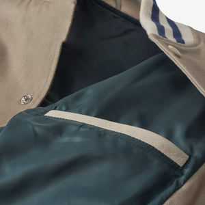 Chaqueta Varsity de Lona Barata al por Mayor, Diseño Unisex, Cálida y Duradera, con Logotipo Frontal, con Capucha, para Estudiantes, Equipos, Moda Casual - Product Image 4