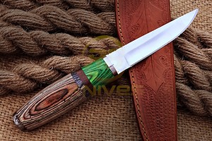 Couteau Puukko artisanal, couteau de chasse scandinave personnalisé, manche en bois vert, couteau de survie pour le camping et le bushcraft avec étui en cuir - Product Image 2