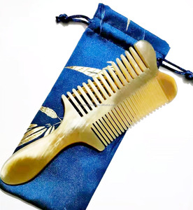 หวีผมทำมือคุณภาพสูง เป็นมิตรกับสิ่งแวดล้อม สีดำ สำหรับใช้ในร้านเสริมสวย ซี่ใหญ่ สไตล์โมเดิร์น หวีเคราทำจากเขาควาย ปลอดภัยต่อผิว - Product Image 2