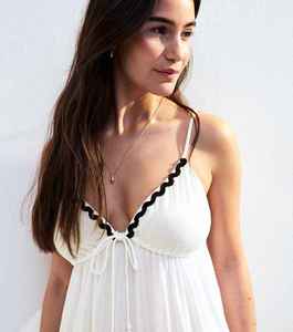 Vestido Mini de Algodón Blanco Estilo Boho para Mujer, con Ribete Negro, Sin Mangas, Casual, Verano, Maxi Vestido - Product Image 4