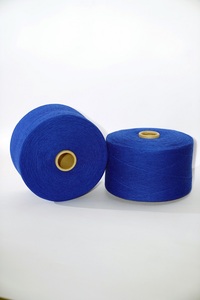 เส้นด้าย OE สีดำ ผลิตจากผ้าฝ้ายรีไซเคิลผสมโพลีเอสเตอร์ ป้องกันการเป็นขุย  แบบปั่นเส้น 5-20 เส้น สำหรับถักถุงเท้า เป็นมิตรต่อสิ่งแวดล้อม ได้รับการรับรองมาตรฐาน GRS - Product Image 3