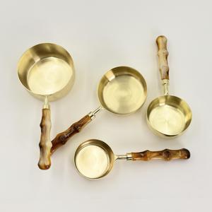 Accessoires de cuisine de haute qualité, ustensiles de cuisine durables, ensemble de 4 tasses à mesurer en acier inoxydable pour mesurer à bas prix - Product Image 3