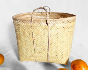 Panier en bambou fait main de haute qualité avec poignées, panier de rangement tissé thaïlandais, vente en gros, fournisseur d'usine OEM - Product Image 1