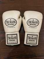 Los Mejores Guantes de Boxeo MMA para Entrenamiento en Gimnasio, Sesiones de Iniciación Universales, Artes Marciales, Color Dorado, Blanco y Negro, Cuero Puro de Primera Calidad