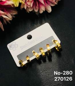 Pendientes Huggie de Acero Inoxidable Chapados en Oro Personalizados, Geométricos, Modernos, Antideslustre, Hipoalergénicos para Mujer, Joyería de Moda para Fiestas - Product Image 6