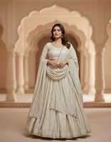 Lehenga Choli en pure soie teintable avec dupatta richement brodé, bordure Butti, double cancan, prêt à porter (86 nouvelles arrivées blanc khaki)
