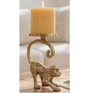 Portavelas de metal con diseño de mono grabado a mano para decoración de bodas, fiestas, hoteles y restaurantes. - Product Image 1