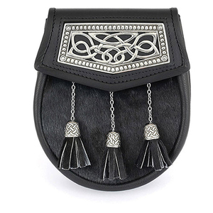 Vente en gros GNG IMPEX Sporran écossais pour kilt, en crin de cheval noir, 3 pompons, avec emblème de chardon, sac de costume traditionnel, personnalisé, décontracté - Product Image 1