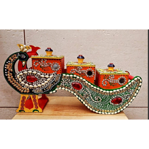 Boîtes Shringar Multifonctionnelles Classiques Artisanales en Forme de Paon Fabriquées en Inde - Product Image 2